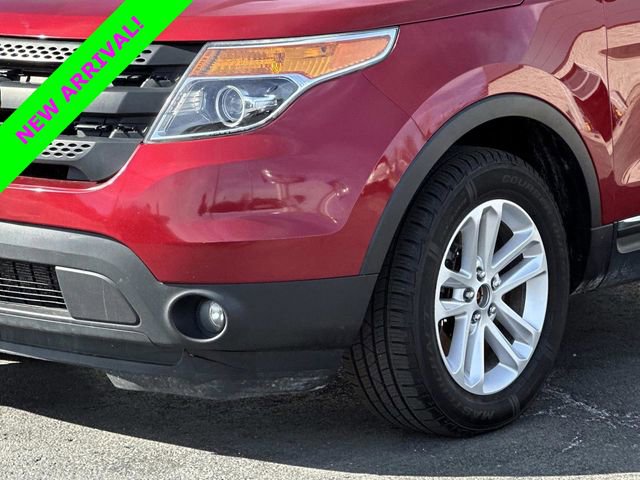 Used 2015 Ford Explorer XLT w/ Equipment Group 202B image 5