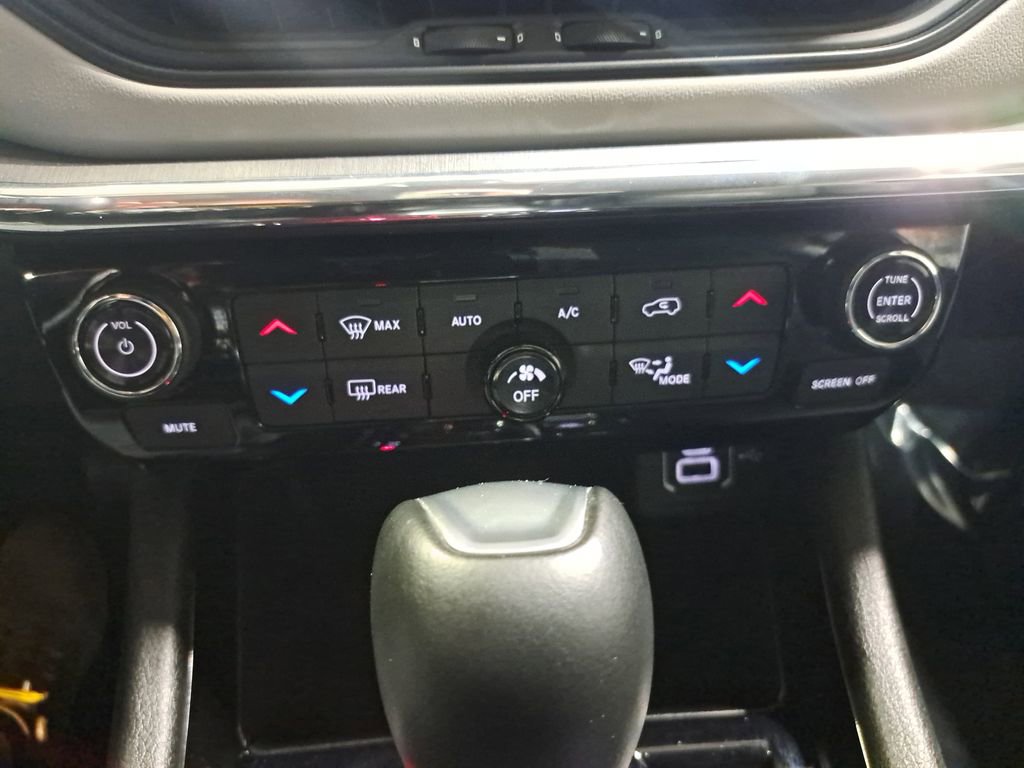 Certified 2022 Jeep Compass Limited AWD/4WD image 21