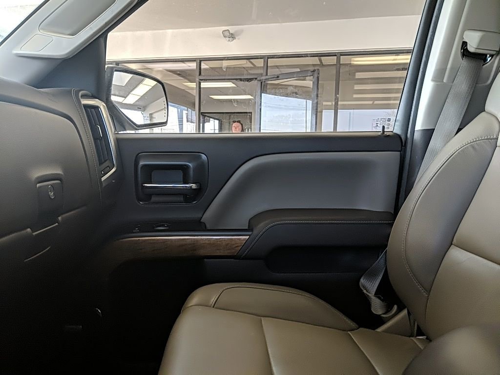 Used 2015 Chevrolet Silverado 1500 LTZ image 24