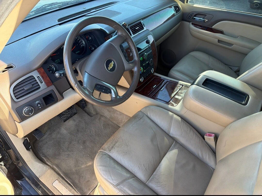 Used 2009 Chevrolet Tahoe LTZ RWD image 27