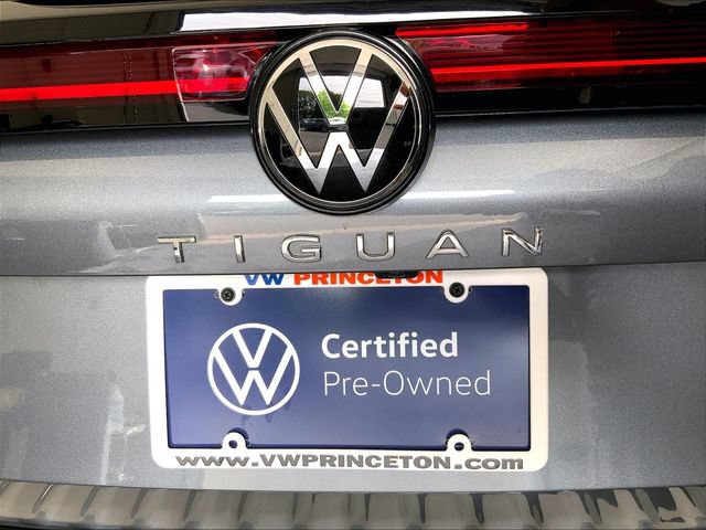 Certified 2025 Volkswagen Tiguan S AWD/4WD image 17