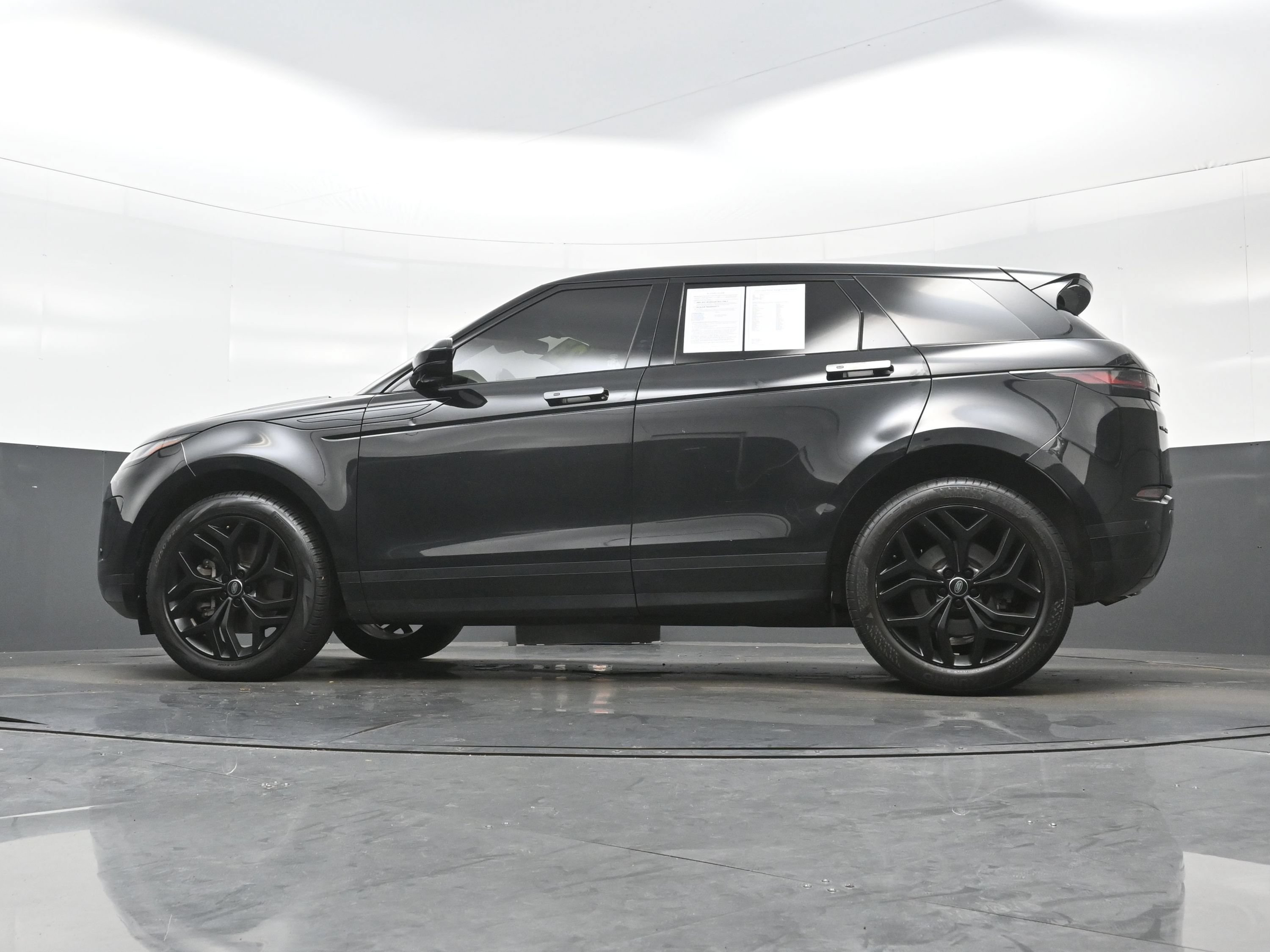 Used 2023 Land Rover Range Rover Evoque SE AWD/4WD image 28