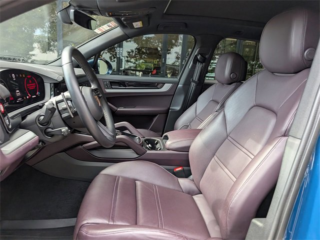 Used 2024 Porsche Cayenne image 16