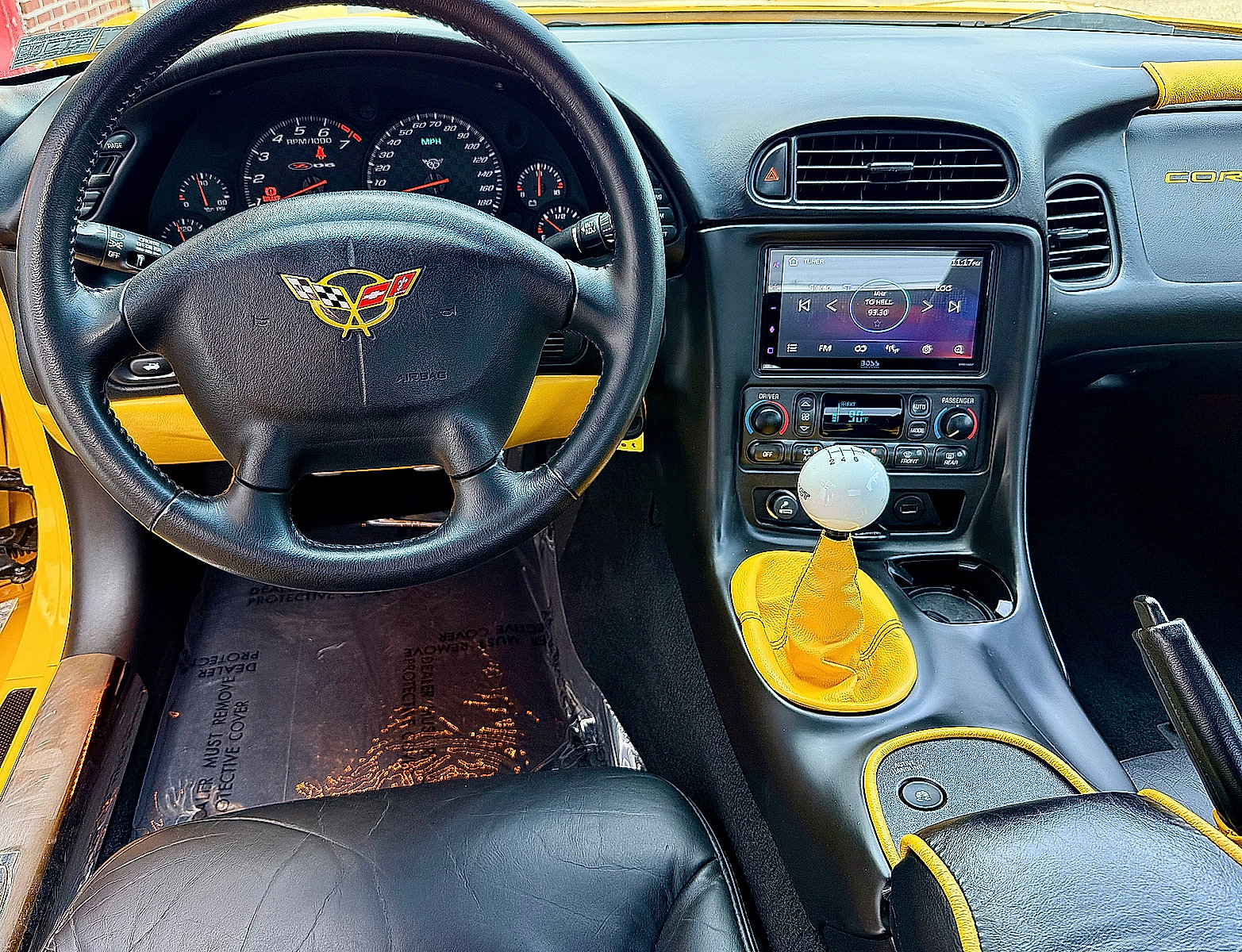 Used 2004 Chevrolet Corvette Z06 w/ Memory Package RWD image 13