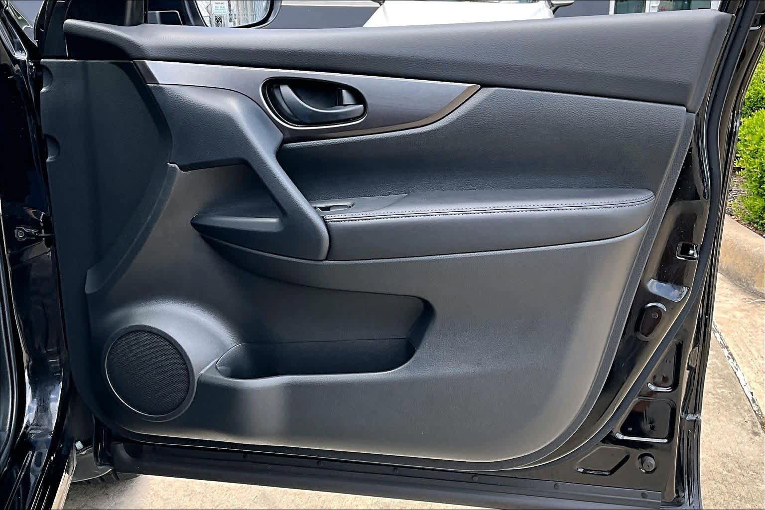 Certified 2021 Nissan Rogue Sport S FWD image 21