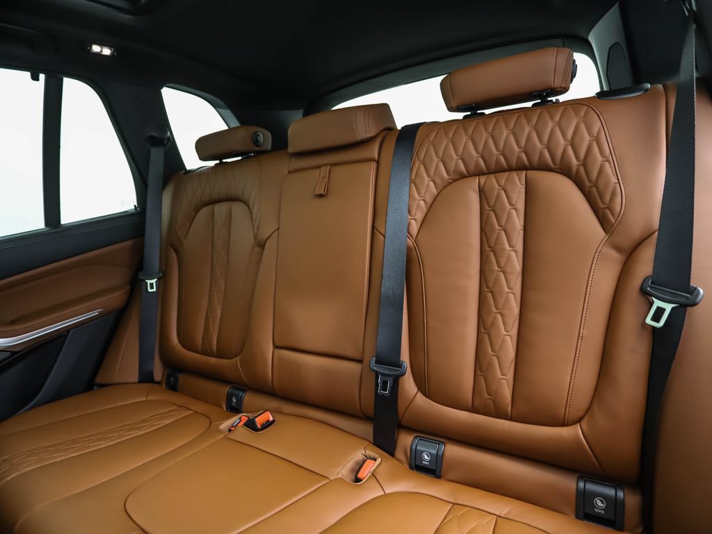 New 2026 BMW X5 xDrive50e AWD/4WD image 23