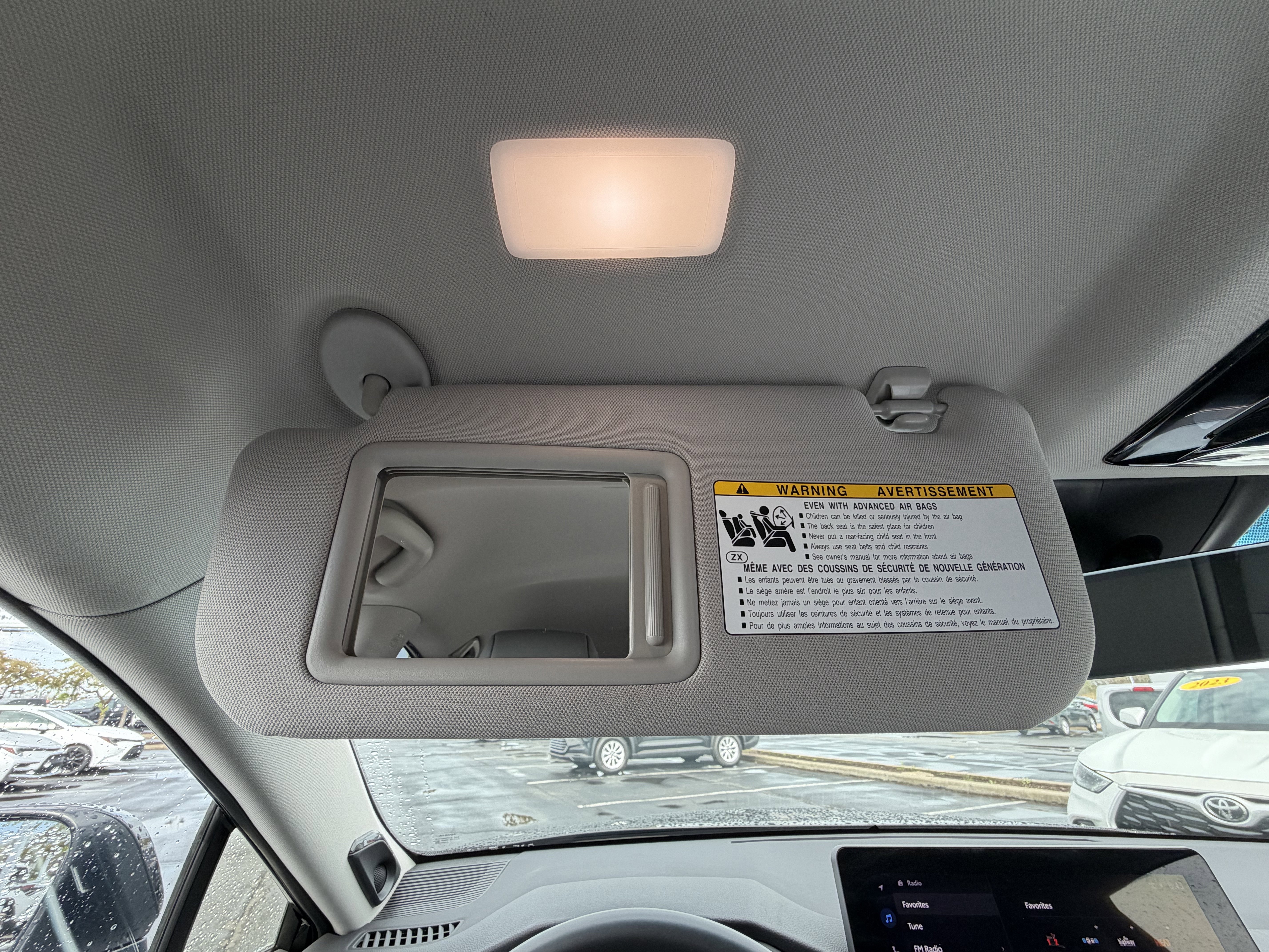 Certified 2024 Toyota Venza XLE image 28