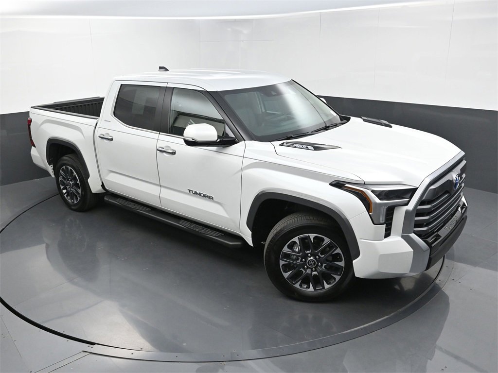 Used 2024 Toyota Tundra Limited image 34