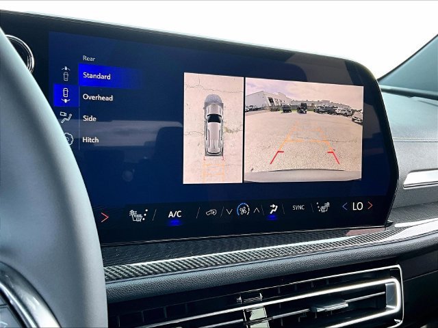 New 2027 Chevrolet Traverse Z71 w/ Enhanced Driving Package AWD/4WD image 23