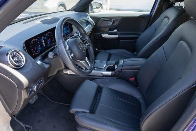 Used 2021 Mercedes-Benz GLB 250 image 2