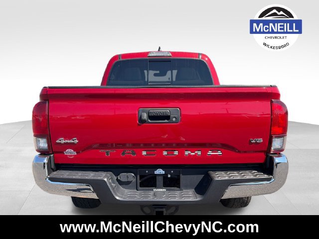 Used 2021 Toyota Tacoma SR5 AWD/4WD image 7