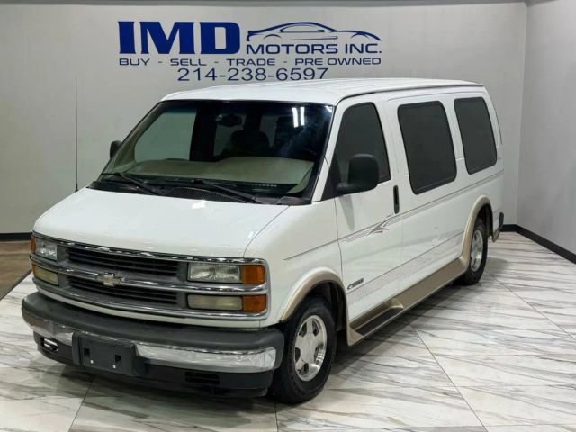 Used 2002 Chevrolet Express 1500 w/ LS Preferred Equipment Group RWD image 1