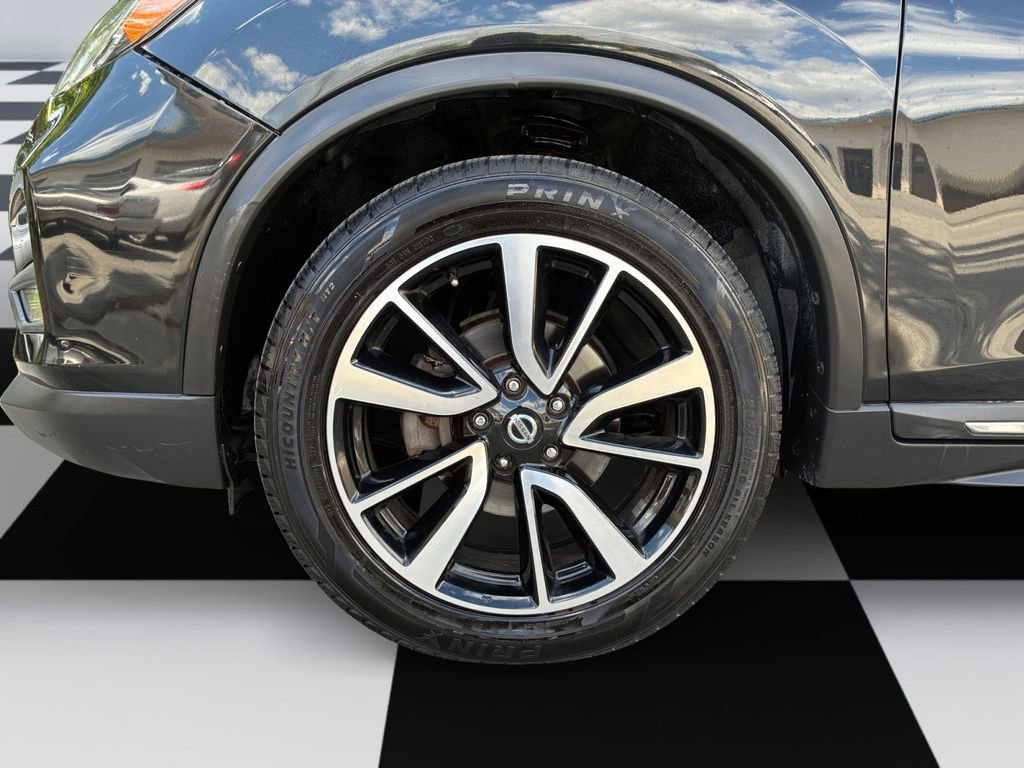 Used 2019 Nissan Rogue SL w/ Premium Package image 14