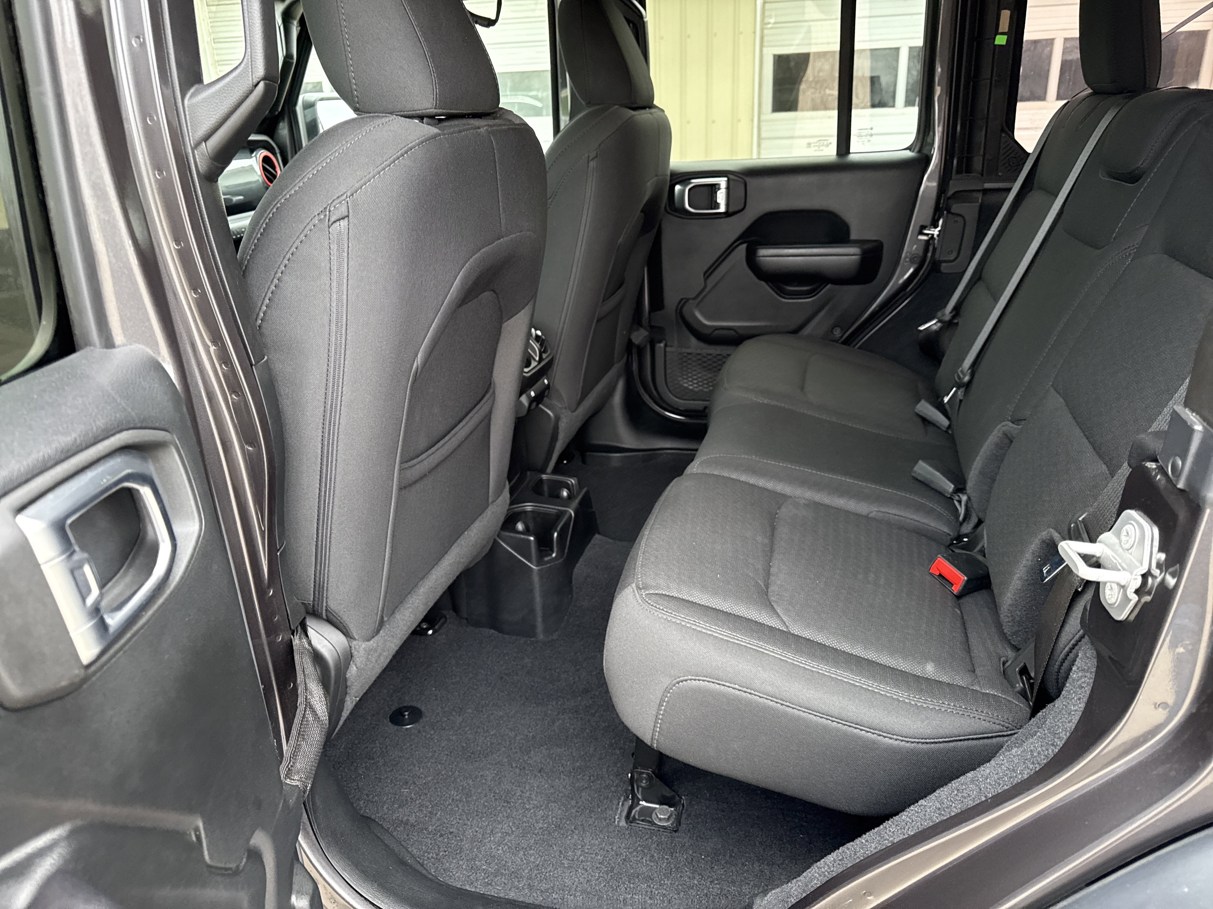 Used 2020 Jeep Wrangler Unlimited Sport AWD/4WD image 17