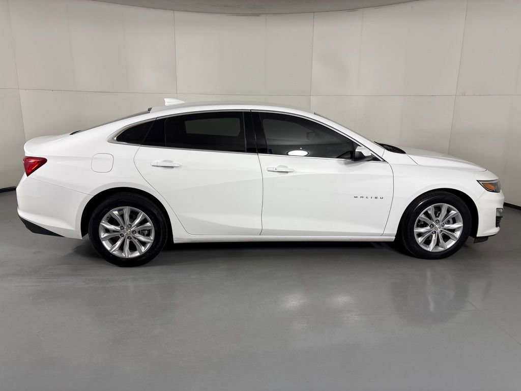 Used 2023 Chevrolet Malibu LT FWD image 11