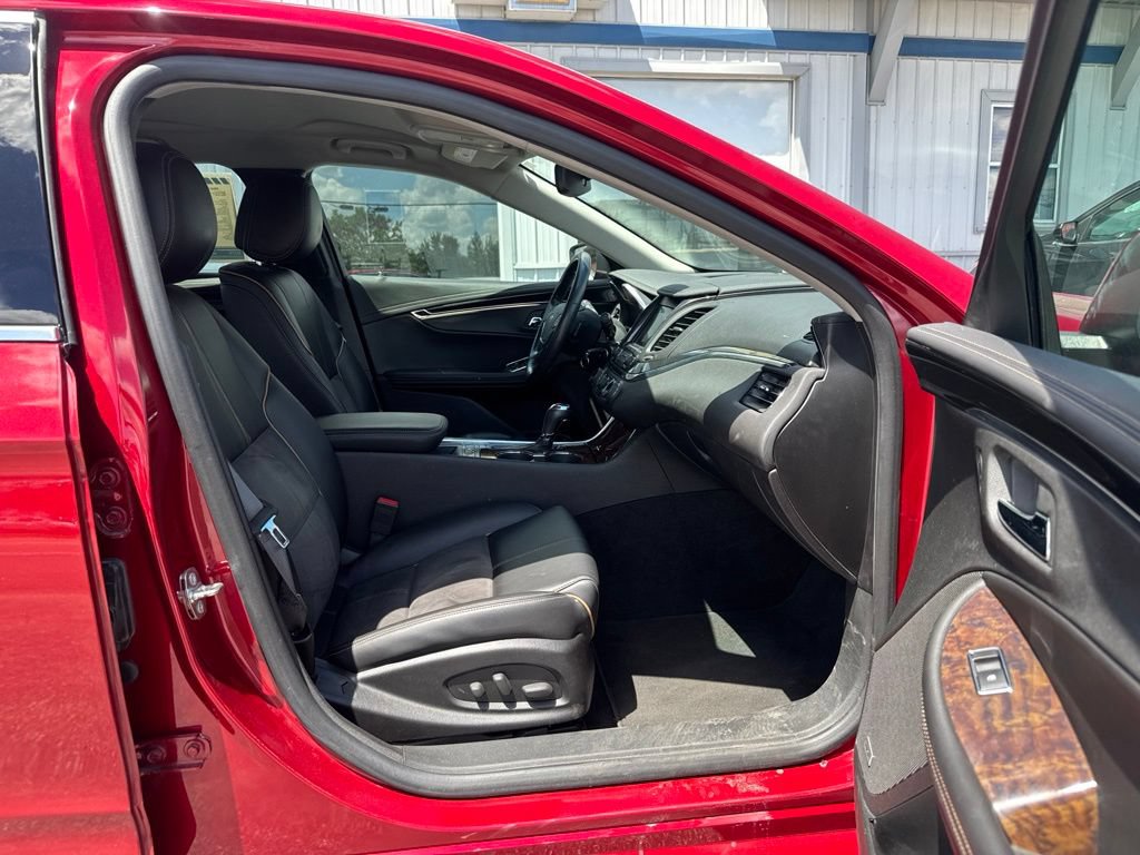 Used 2014 Chevrolet Impala LT FWD image 20