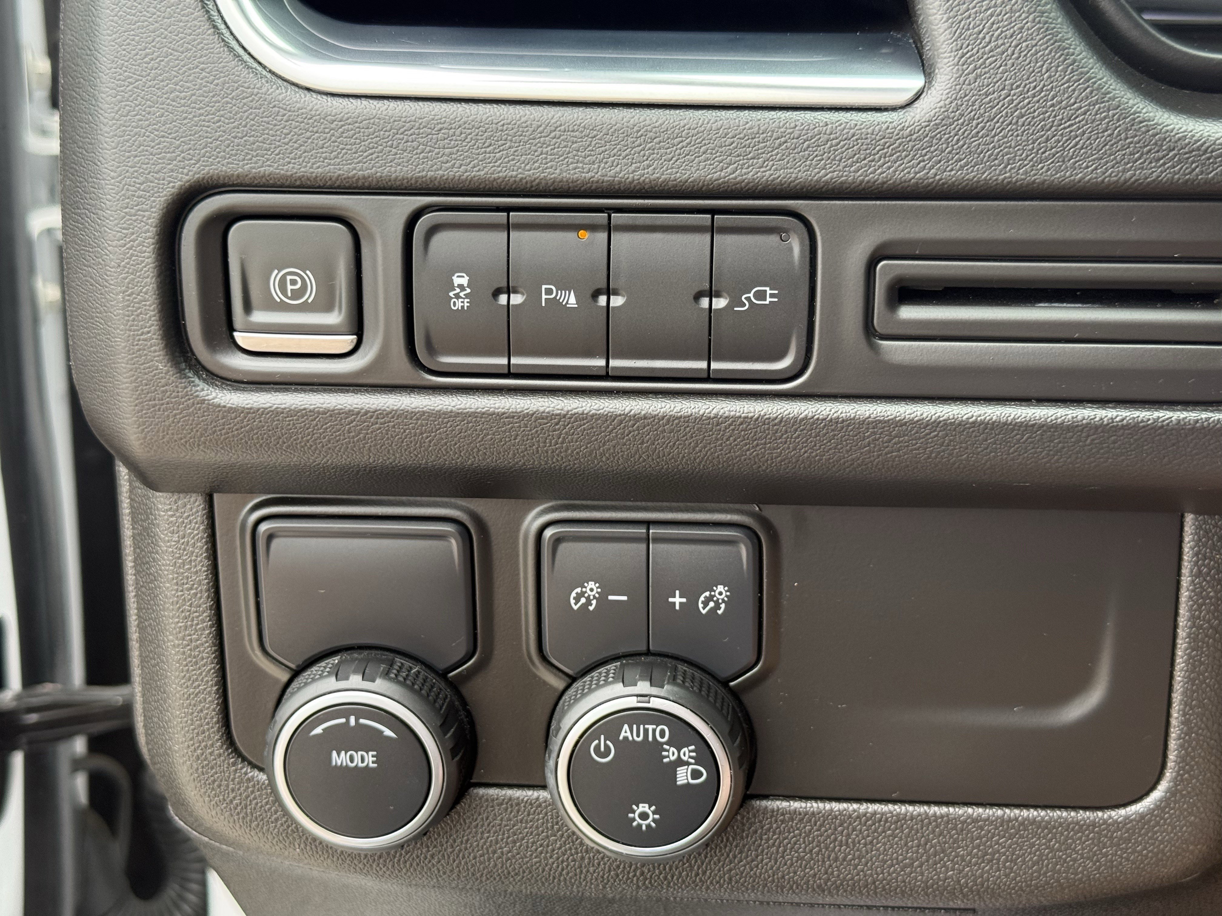 Used 2021 Chevrolet Tahoe 2WD w/ Remote Keyless Entry Package image 25