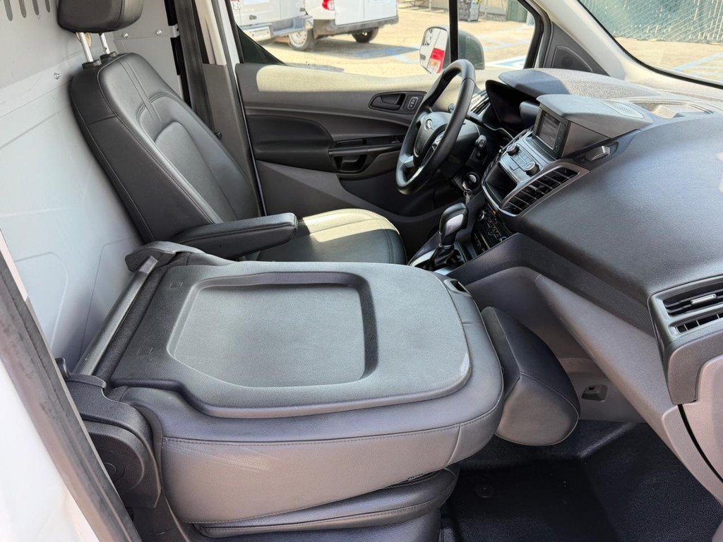 Used 2022 Ford Transit Connect XL FWD image 40