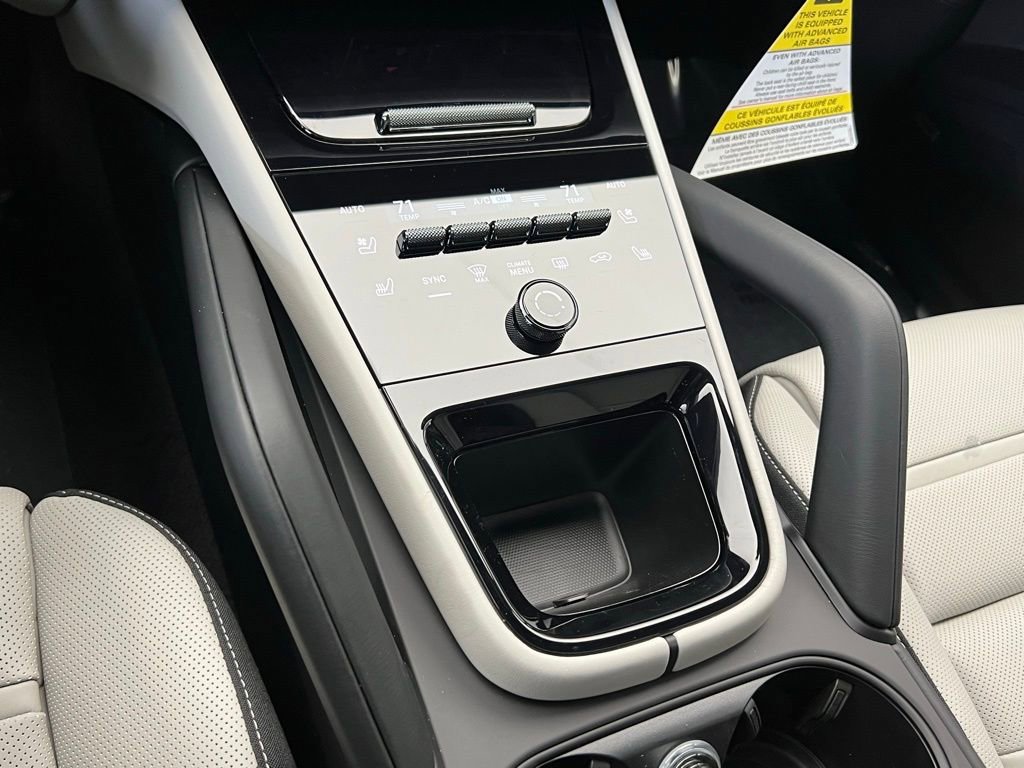 New 2026 Porsche Cayenne E-Hybrid Coupe image 11