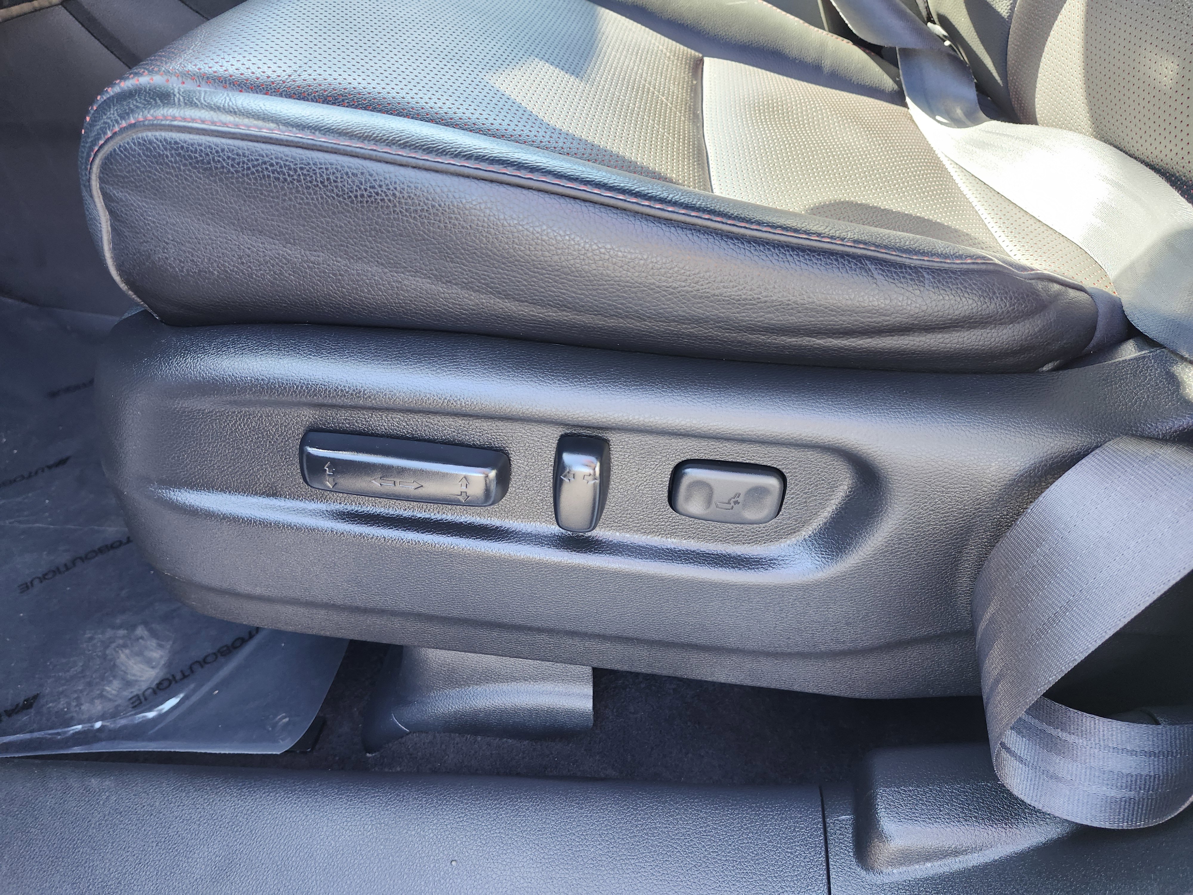 Used 2023 Honda Ridgeline Black Edition image 31