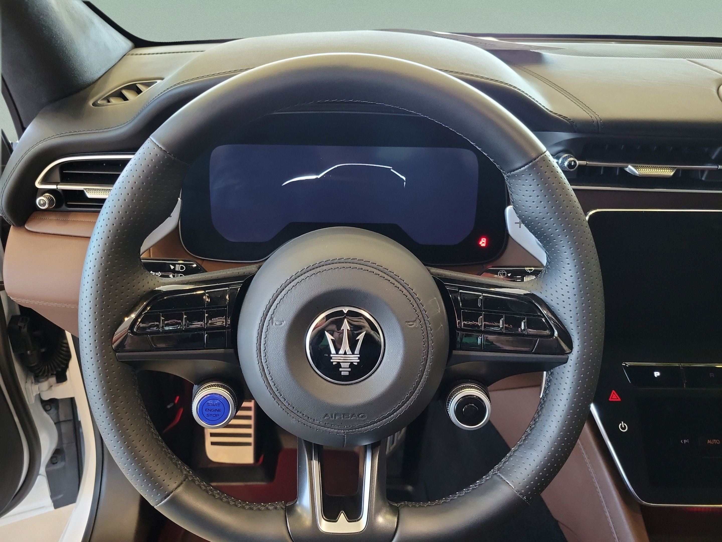 Used 2026 Maserati Grecale Modena AWD/4WD image 11