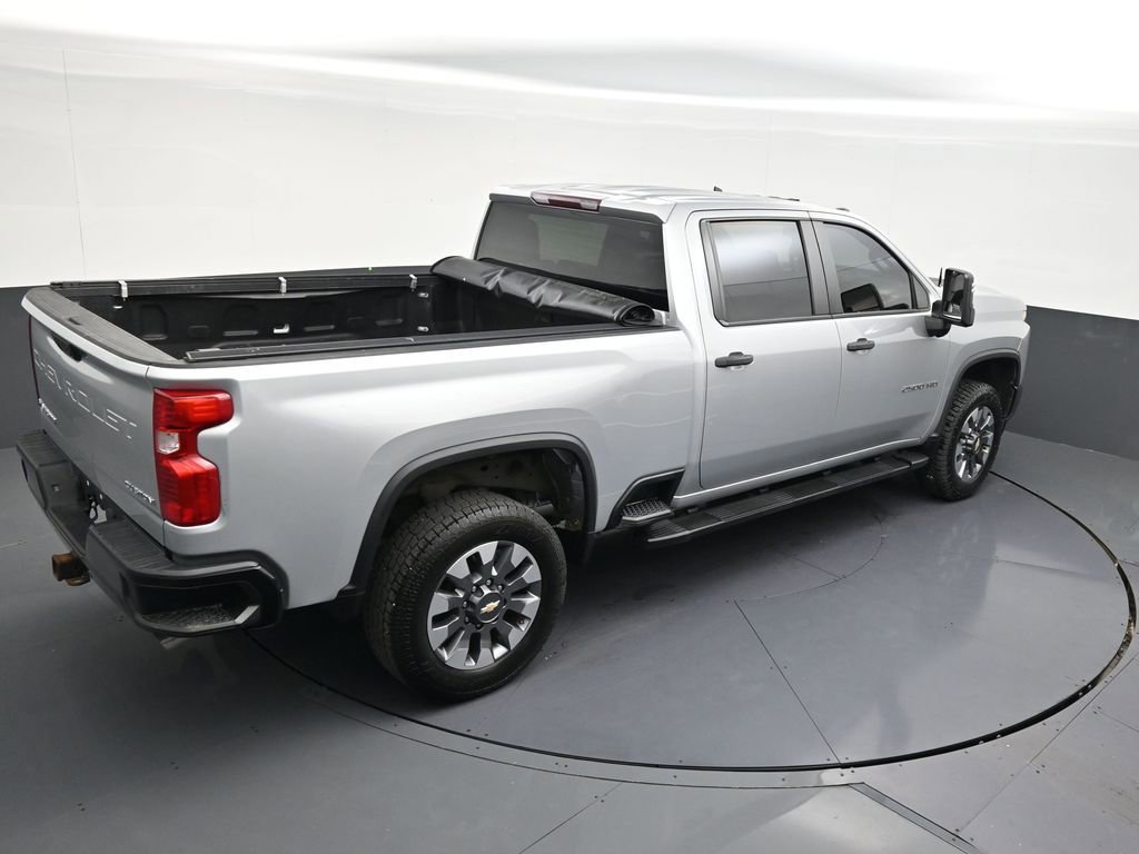 Used 2022 Chevrolet Silverado 2500 Custom w/ Custom Convenience Package AWD/4WD image 17