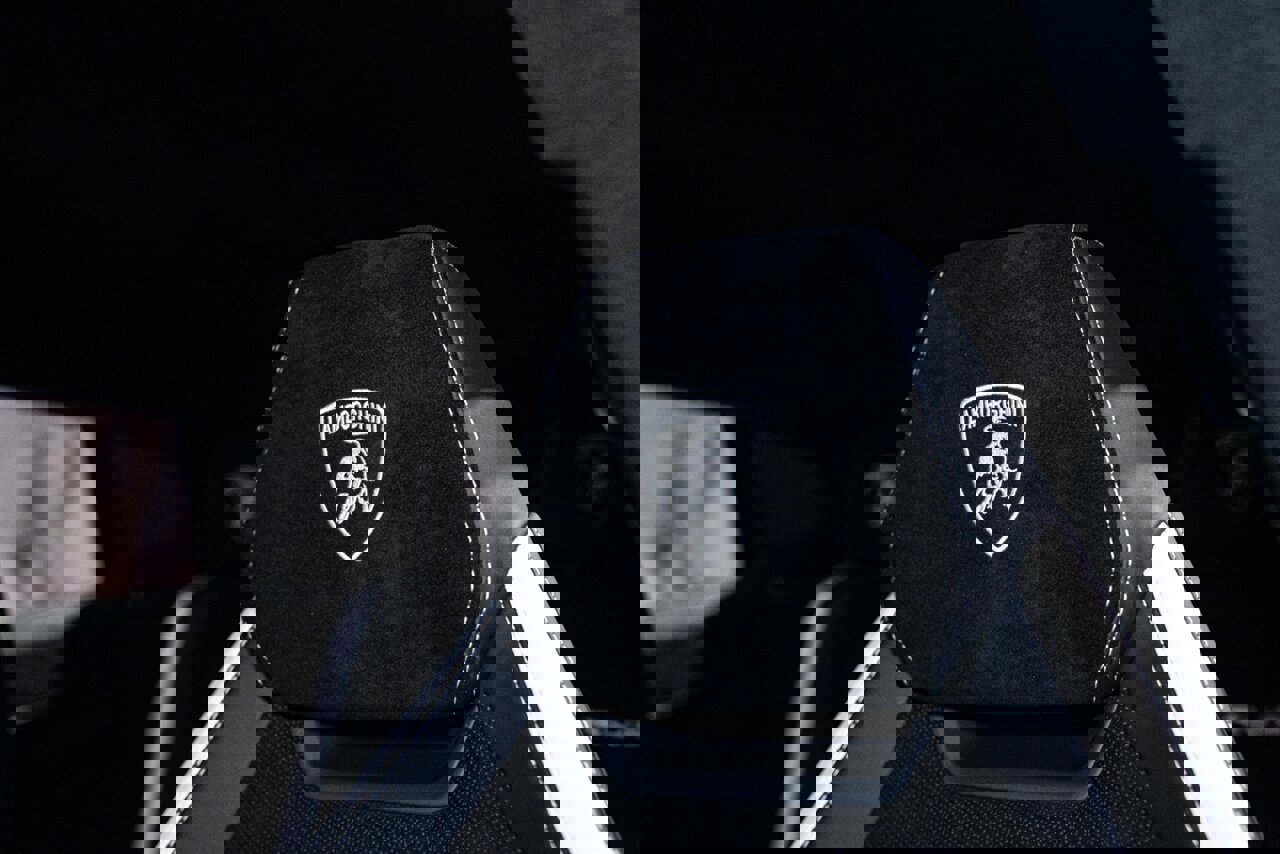 Used 2023 Lamborghini Urus Performante image 13