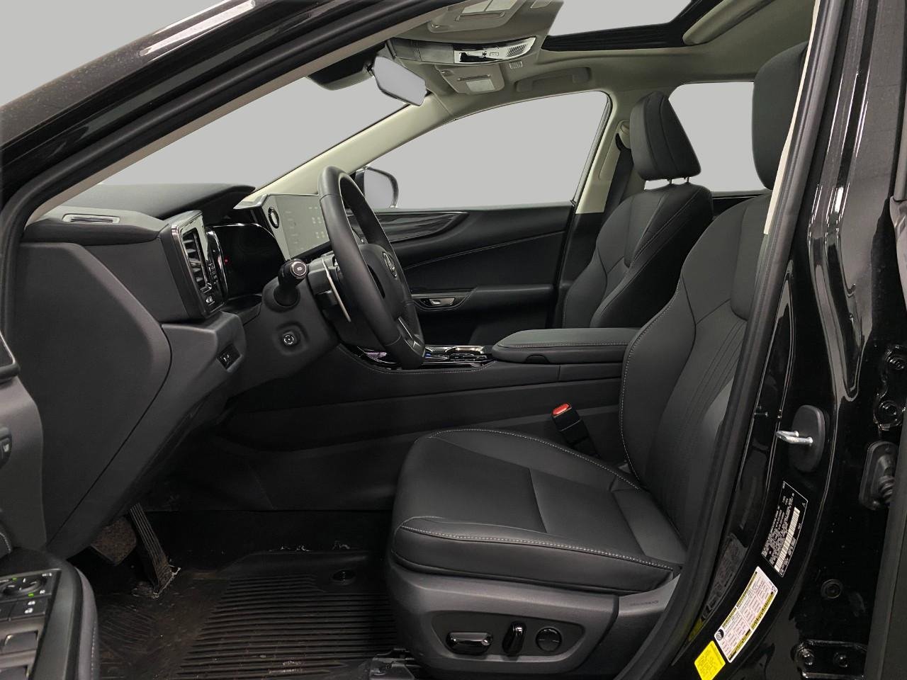 Certified 2026 Lexus NX 350 AWD w/ Accessory Package (2T) image 31