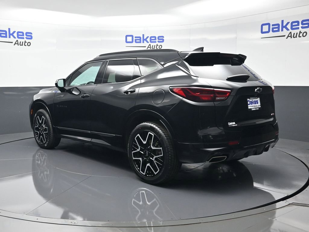 Used 2023 Chevrolet Blazer RS w/ Enhanced Convenience Package image 6