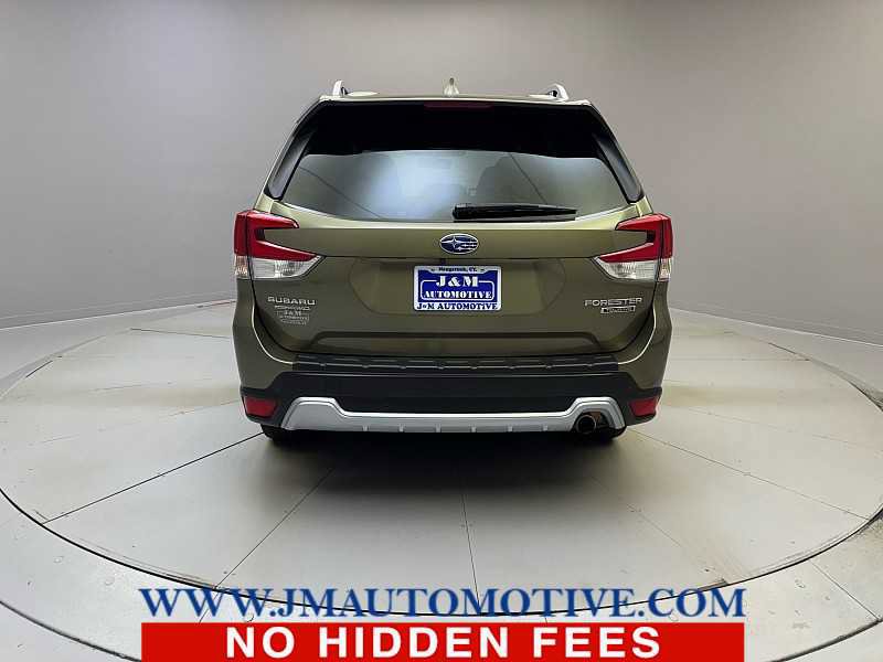 Used 2022 Subaru Forester Touring image 4