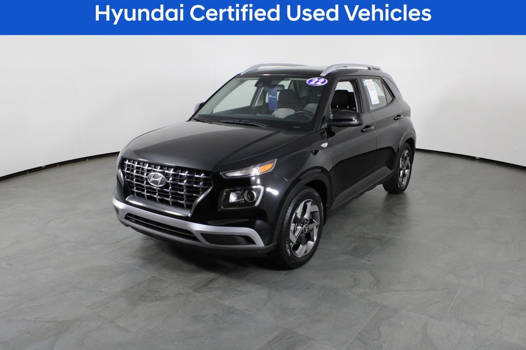Certified 2022 Hyundai Venue SEL FWD image 2