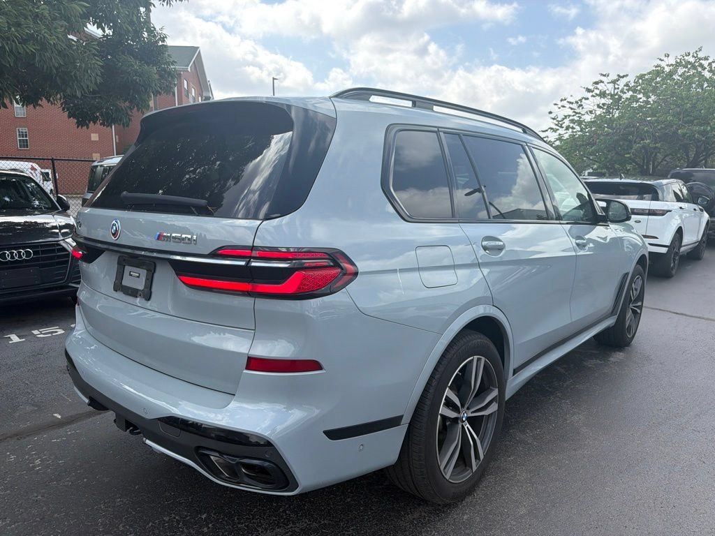 Used 2023 BMW X7 M60i w/ Executive Package AWD/4WD image 5