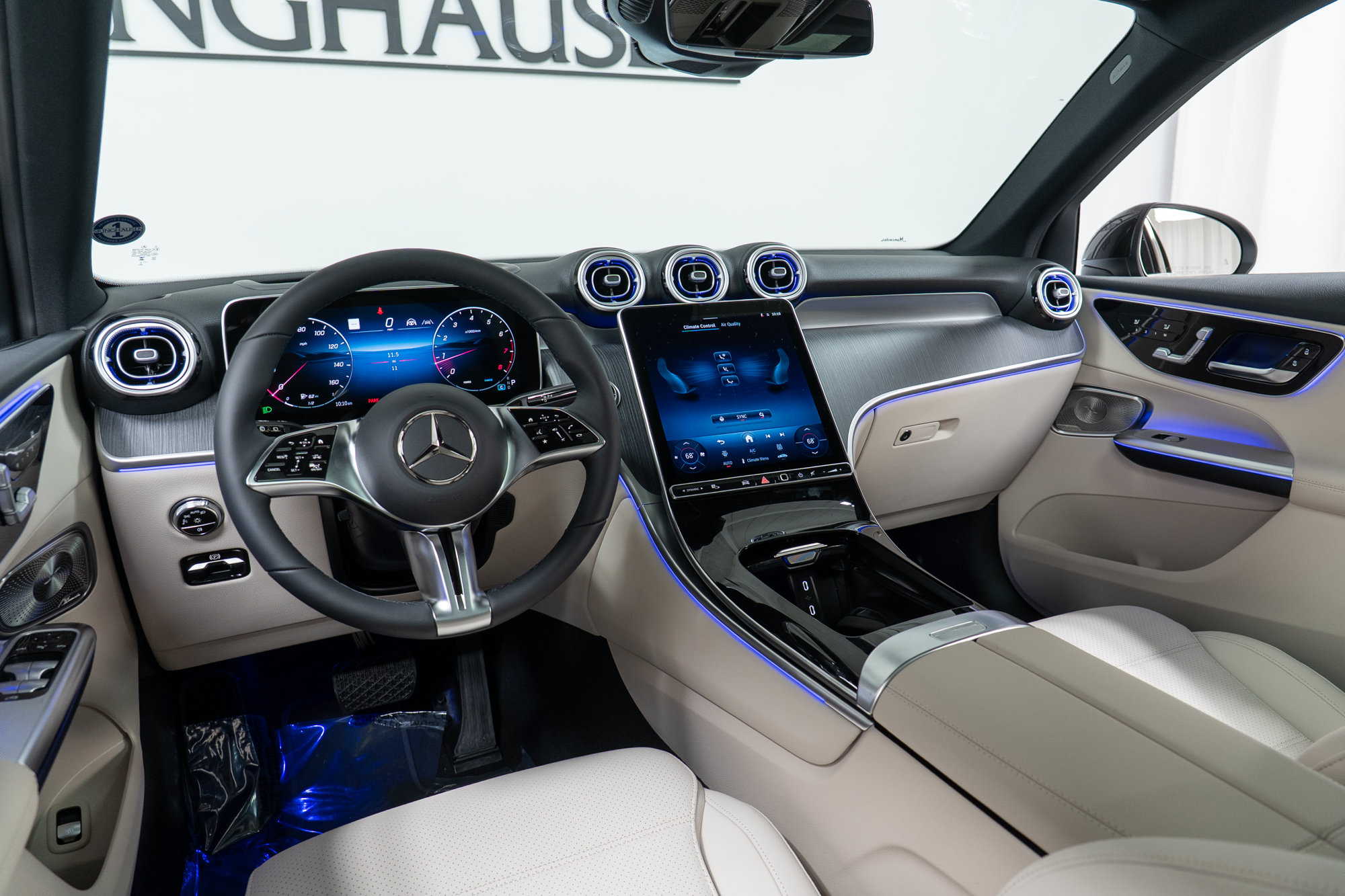 New 2026 Mercedes-Benz GLC 300 4MATIC image 16