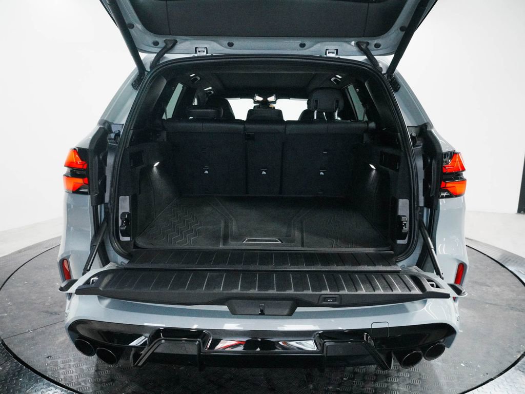 Used 2025 BMW X5 M Competition w/ Executive Package image 42