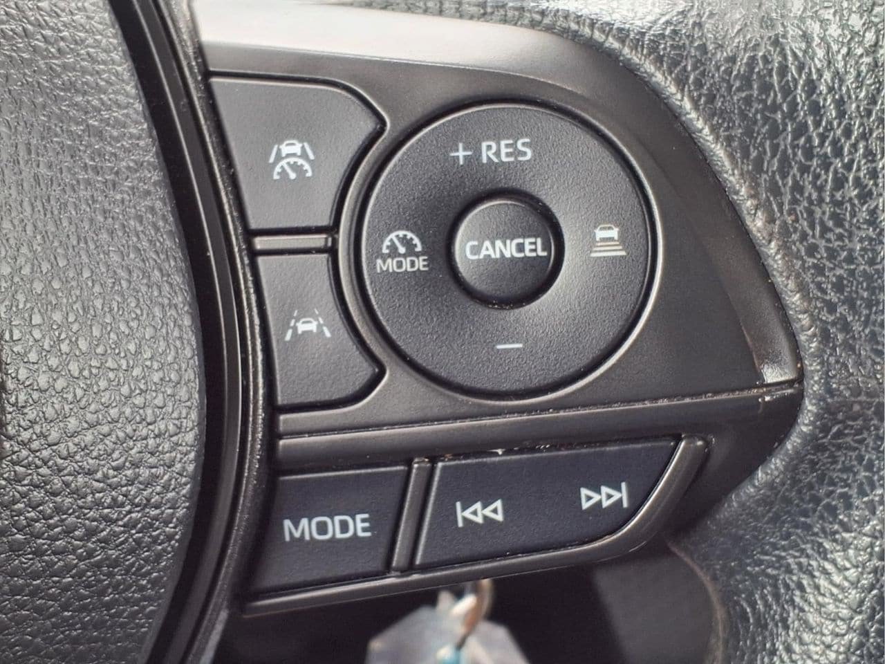 Used 2024 Toyota Corolla LE FWD image 23