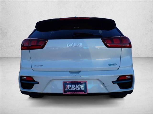 Used 2022 Kia Niro EX FWD image 3