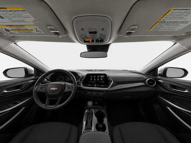 Used 2025 Chevrolet Trax LS w/ LS Convenience Package FWD image 25