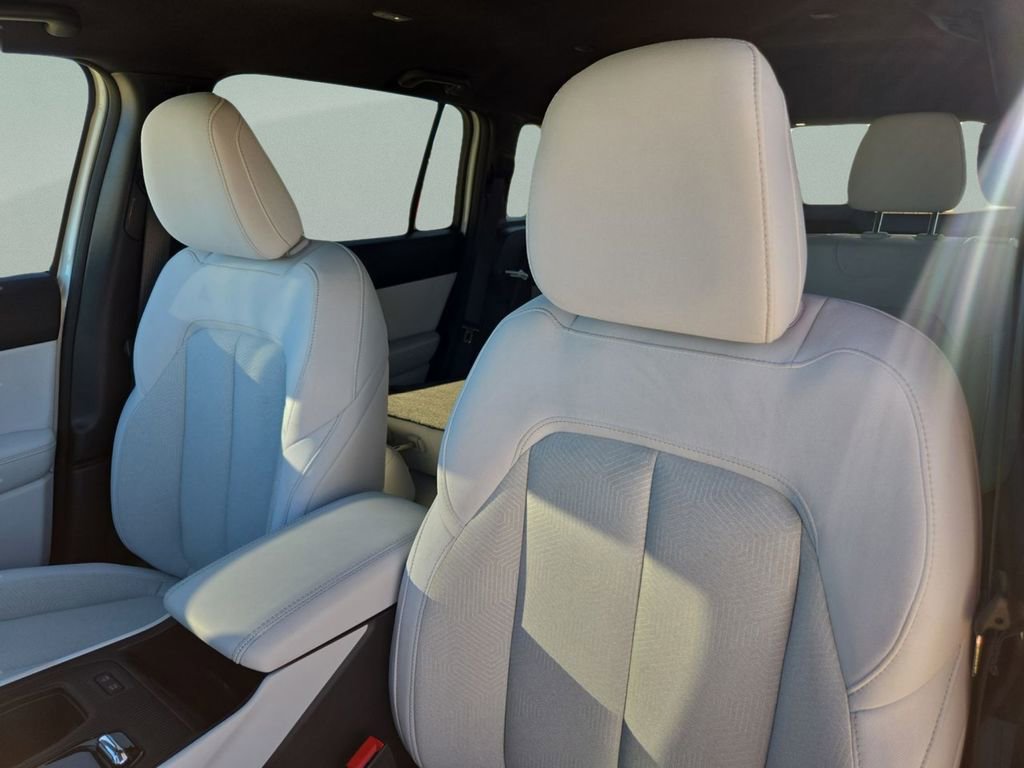 New 2026 Jeep Cherokee Laredo AWD/4WD image 14