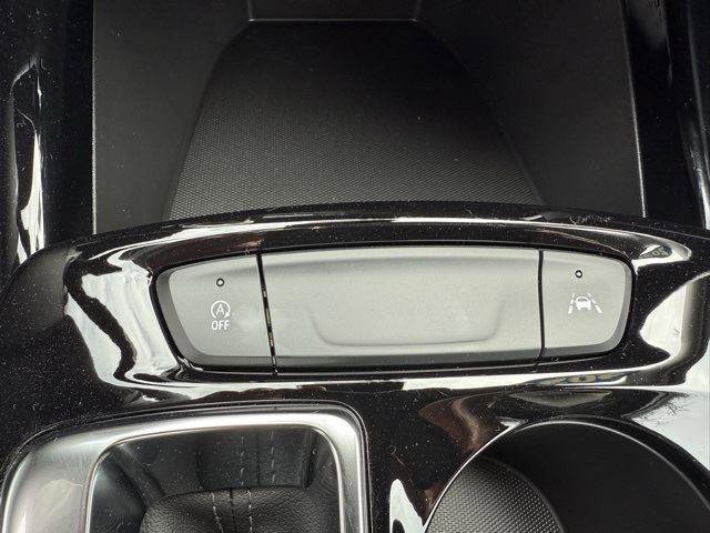 New 2025 Chevrolet Trax ACTIV w/ Driver Confidence Package image 14