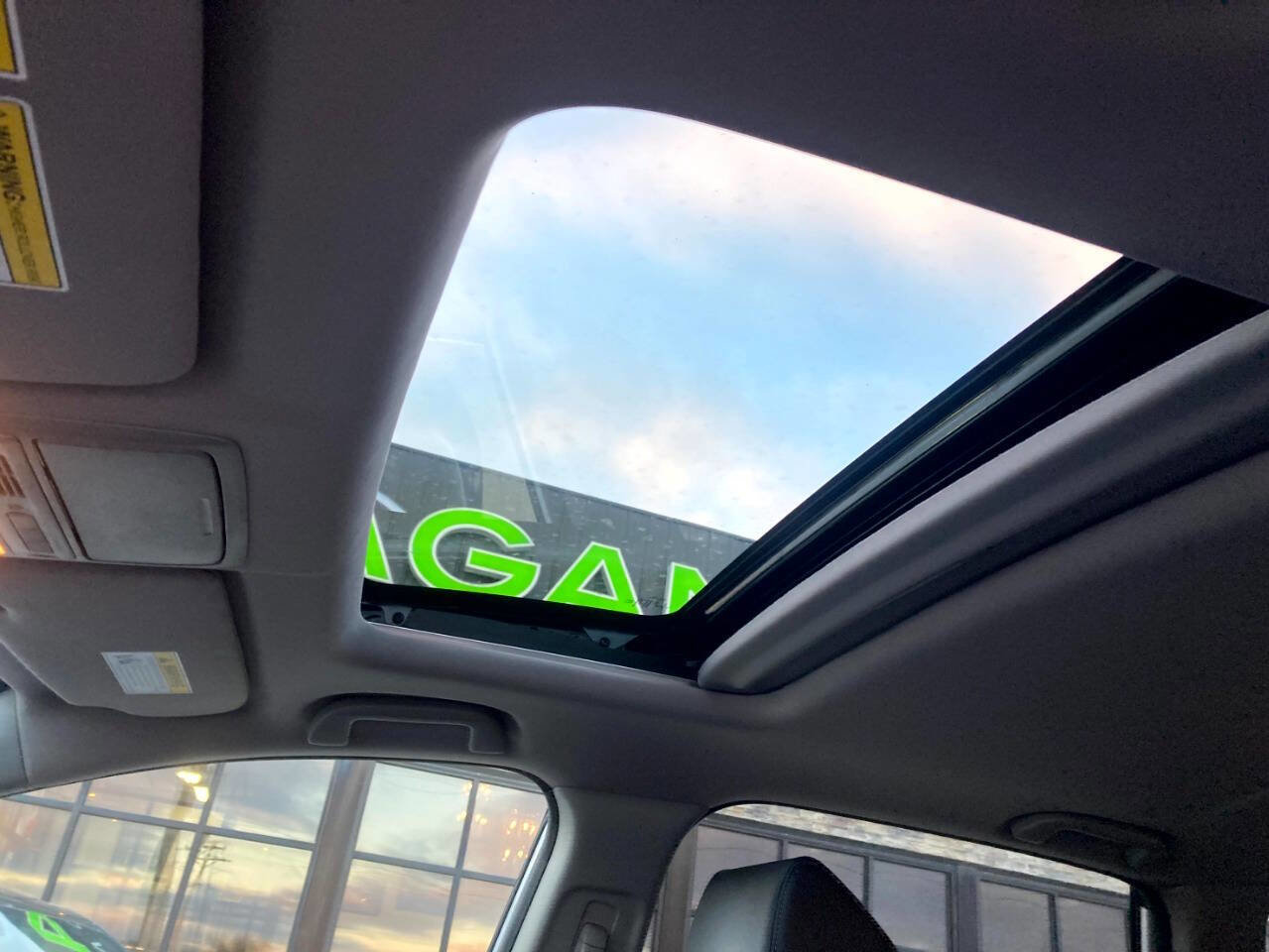 Used 2022 Honda CR-V EX-L image 28