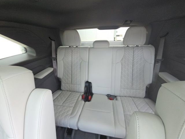 New 2026 Cadillac Escalade IQ Sport 1 w/ LPO, ONYX Package AWD/4WD image 16