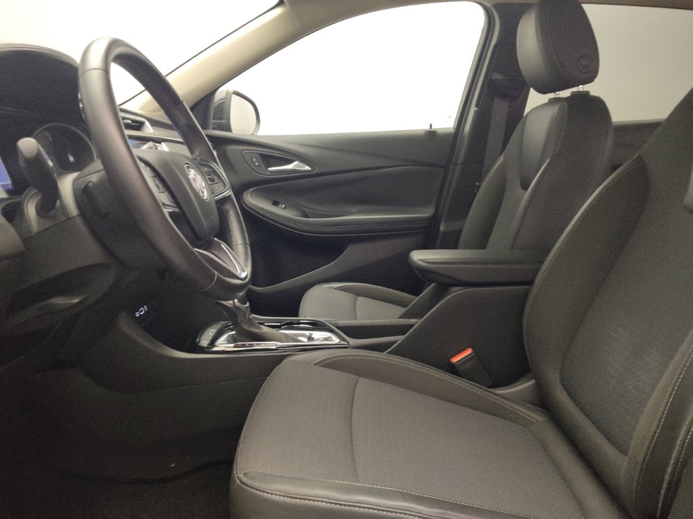 Used 2021 Buick Encore GX Preferred w/ Sport Touring Package FWD image 17