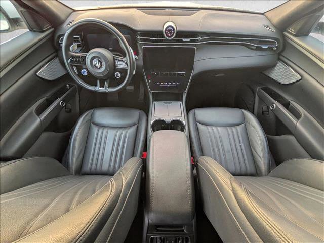 Used 2024 Maserati Grecale GT image 18