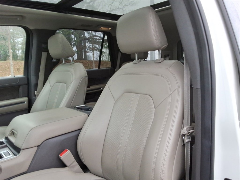 Used 2021 Ford Expedition Limited image 23