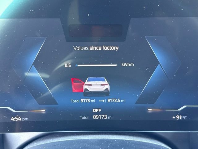 Certified 2025 BMW i5 xDrive40 w/ Executive Package AWD/4WD image 25