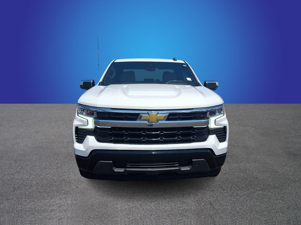 Used 2025 Chevrolet Silverado 1500 LT RWD image 2