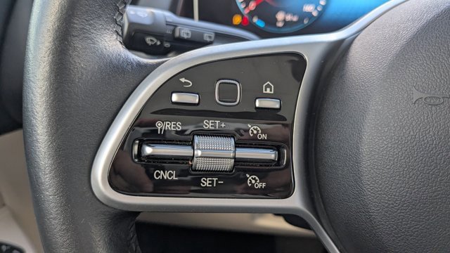 Used 2020 Mercedes-Benz GLB 250 4MATIC image 28