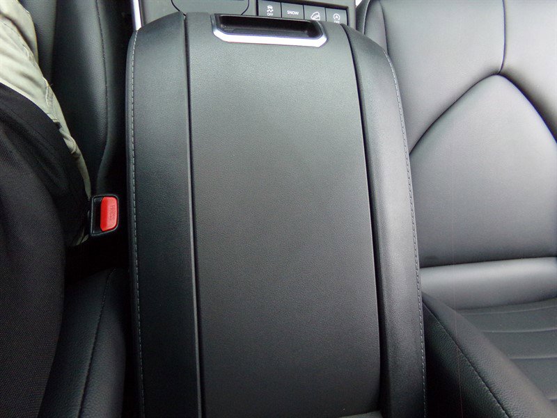 Used 2022 Toyota Highlander XLE image 47