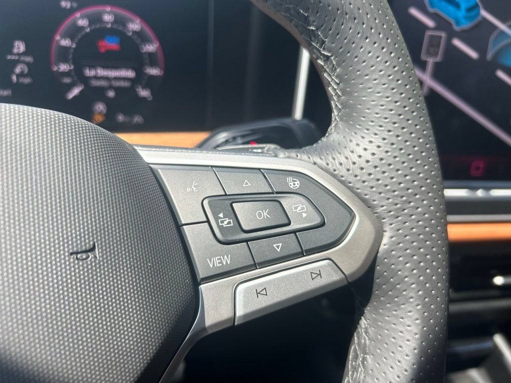 New 2026 Volkswagen Tiguan SEL R-Line AWD/4WD image 21
