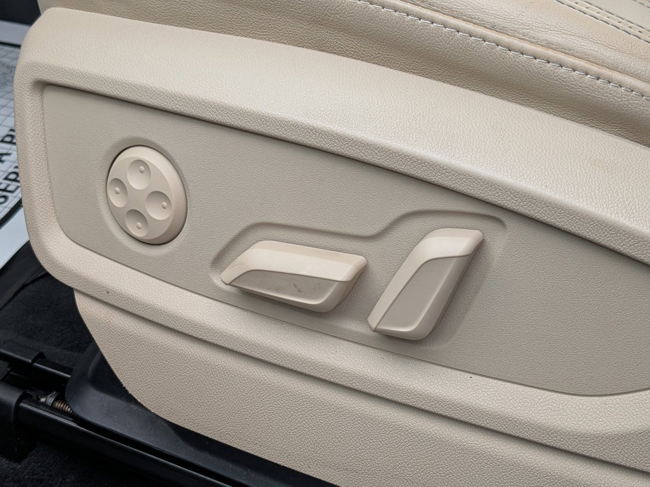 Used 2021 Audi Q5 Premium image 22